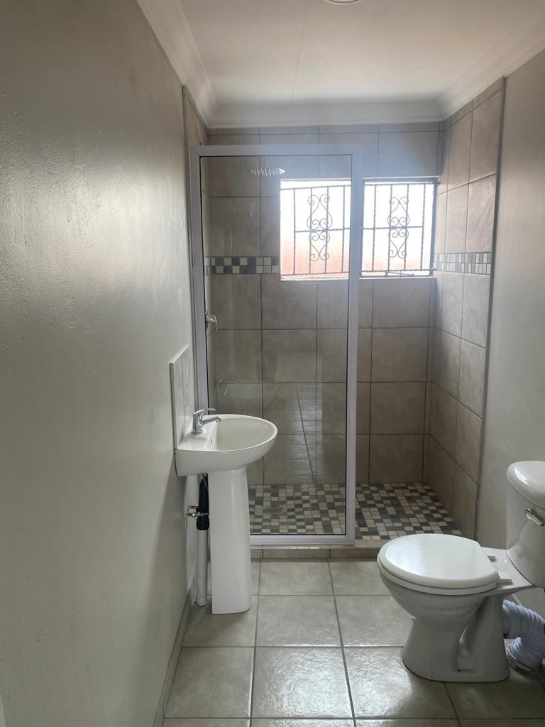 2 Bedroom Property for Sale in Heidedal Free State